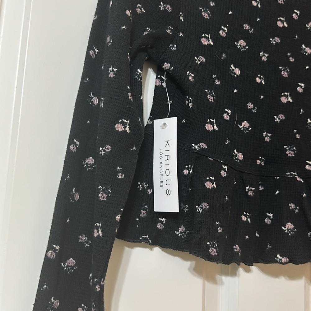 Kirious Los Angeles Black Floral Waffle Knit Peplum Top Long Sleeve KT10026 S - Picture 7 of 14